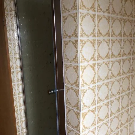Апартаменты Ferienwohnung Am Dorfplatz Мюнзинген