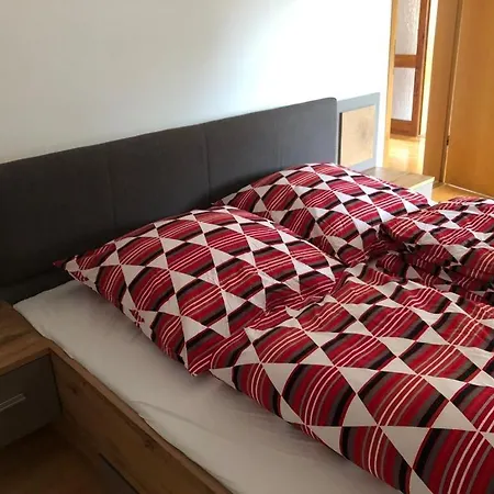 Апартаменты Ferienwohnung Am Dorfplatz